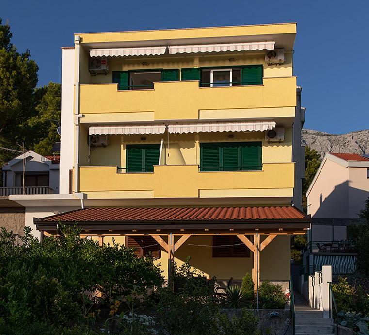 Apartments Maja Tučepi Exterior foto